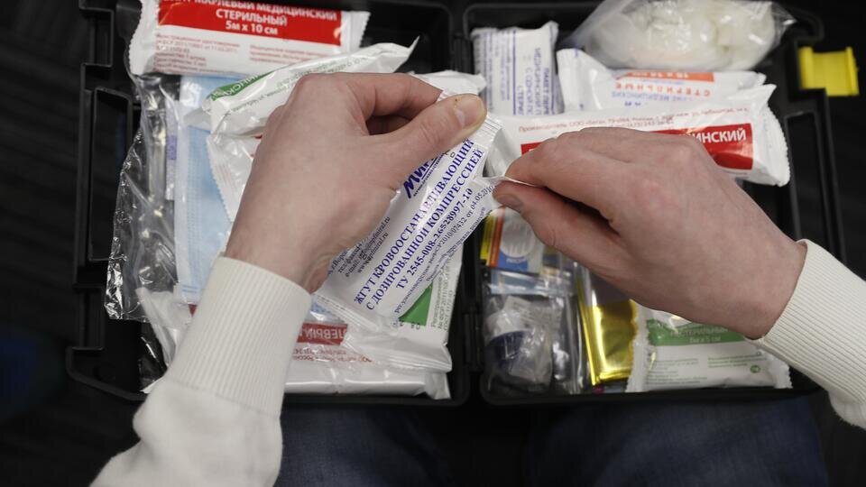     "Жгутодефицит": из российских аптек пропали бинты и жгуты Известия/Алексей Майшев