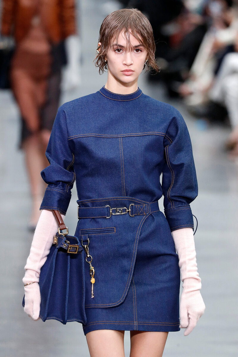    FENDI осень-зима 2022/23LEGION-MEDIA