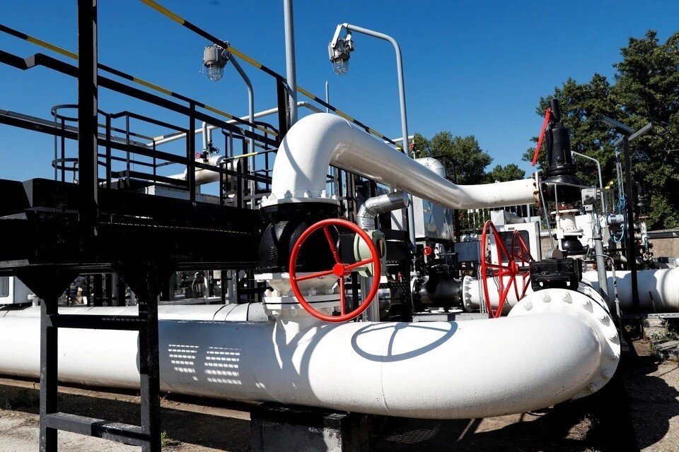     Нефть марки Brent вновь выросла в цене  REUTERS