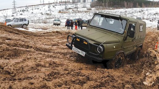 ЛУАЗ с ДВС от ВАЗ 2106 против НИВЫ с блокировками