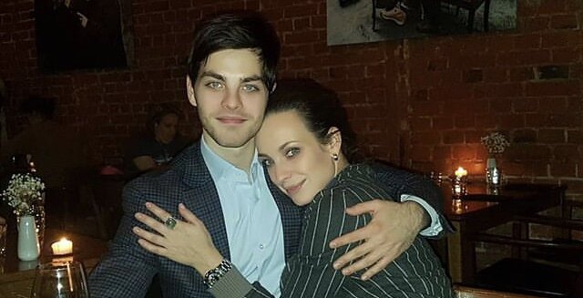 С младшим братом Иваном.