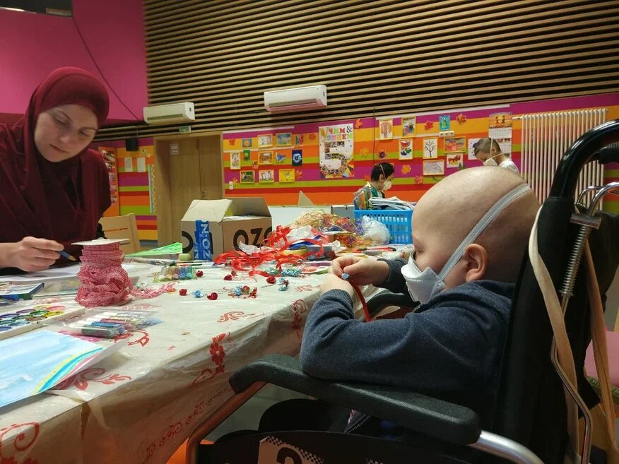 ФНКЦ - тоже чья-то мама взяла карандаши, чтобы отвлечься