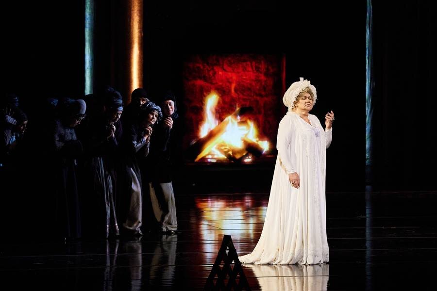 Сцена из спектакля  «Пиковая дама»