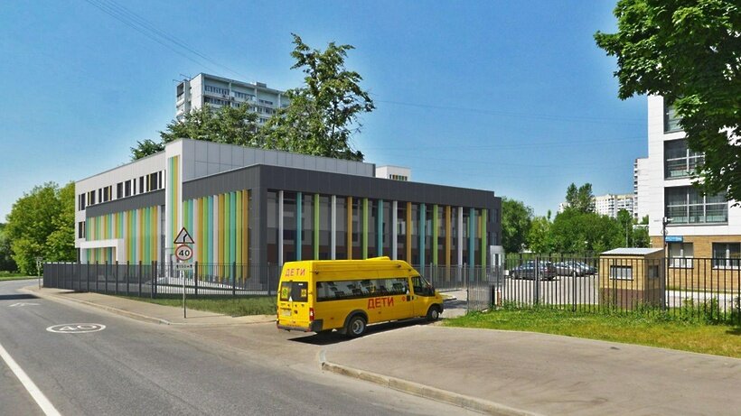    Учебный корпус на улице Академика Анохина в Москве © Департамент строительства Москвы