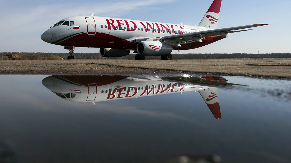    Самолет авиакомпании Red Wings© РИА Новости . Евгений Биятов