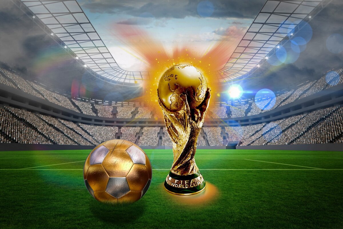 Футбол – это единственный вид спорта, в котором победа на Чемпионате Мира ценится куда выше олимпийского золота. Стать чемпионом мира со своей сборной мечтает каждый мальчишка, занимающийся футболом.
