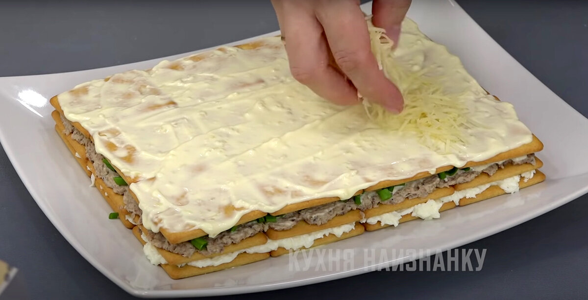 Рецепт закусочного торта из крекеров