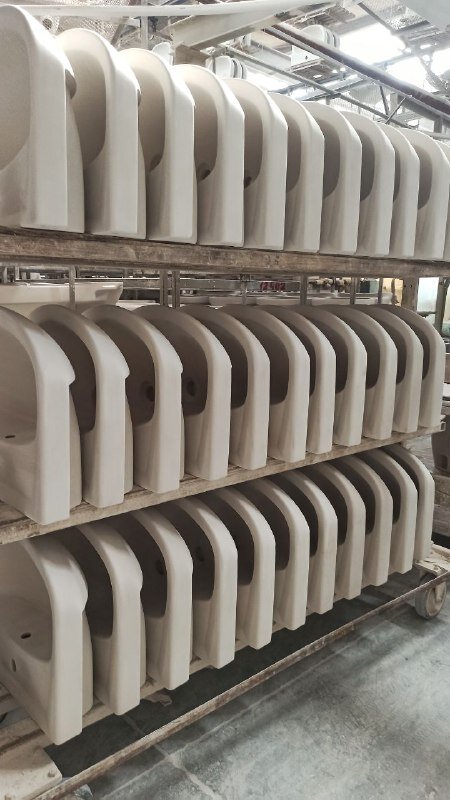 Производство керамических раковин SANITA LUXE