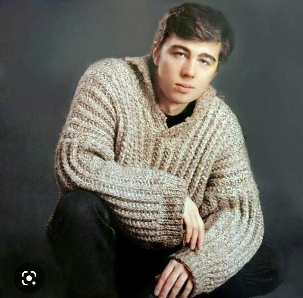 Свитер Данилы Бодрова  из фильма  "Брат".