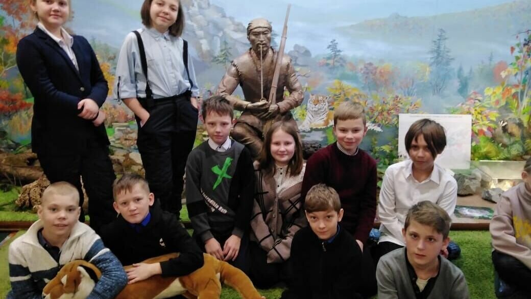     День заповедников и национальных парков России будущие геологии провели в «Заповедном Приамурье»