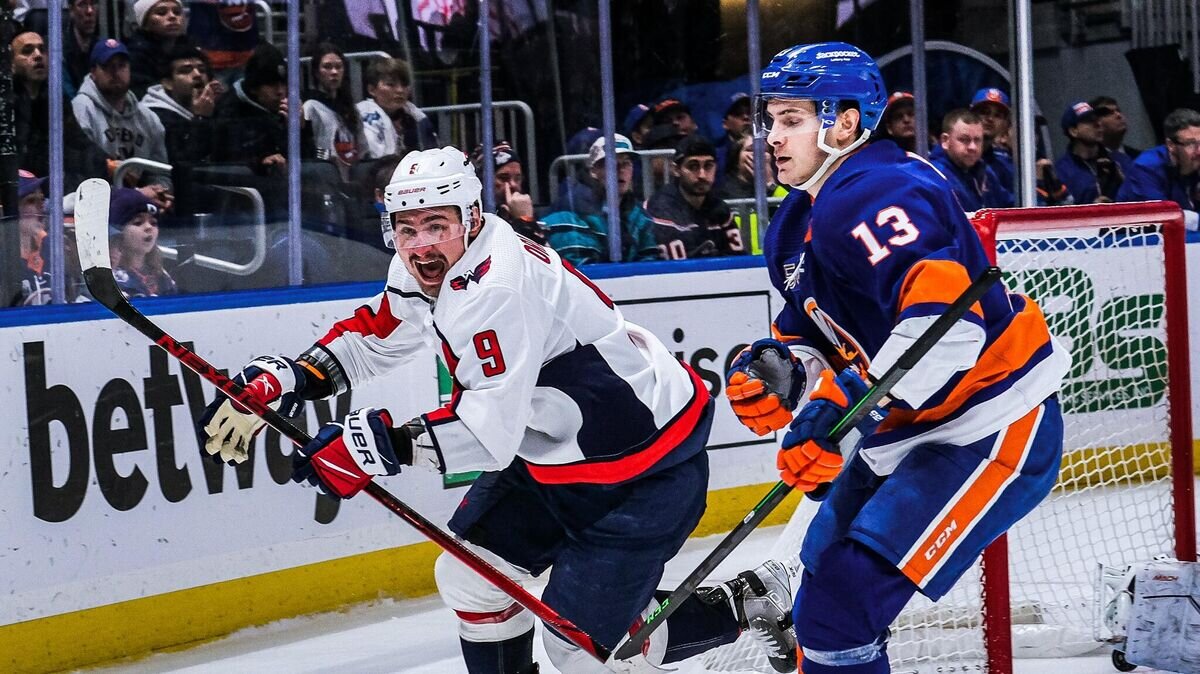    Хоккеист "Вашингтон Кэпиталз" Дмитрий Орлов© Фото : twitter.com/capitals