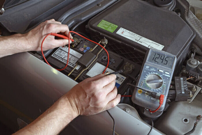 Для проверки нужно хотя бы простейшее оборудование. |Фото: avtodozorshop.ru.