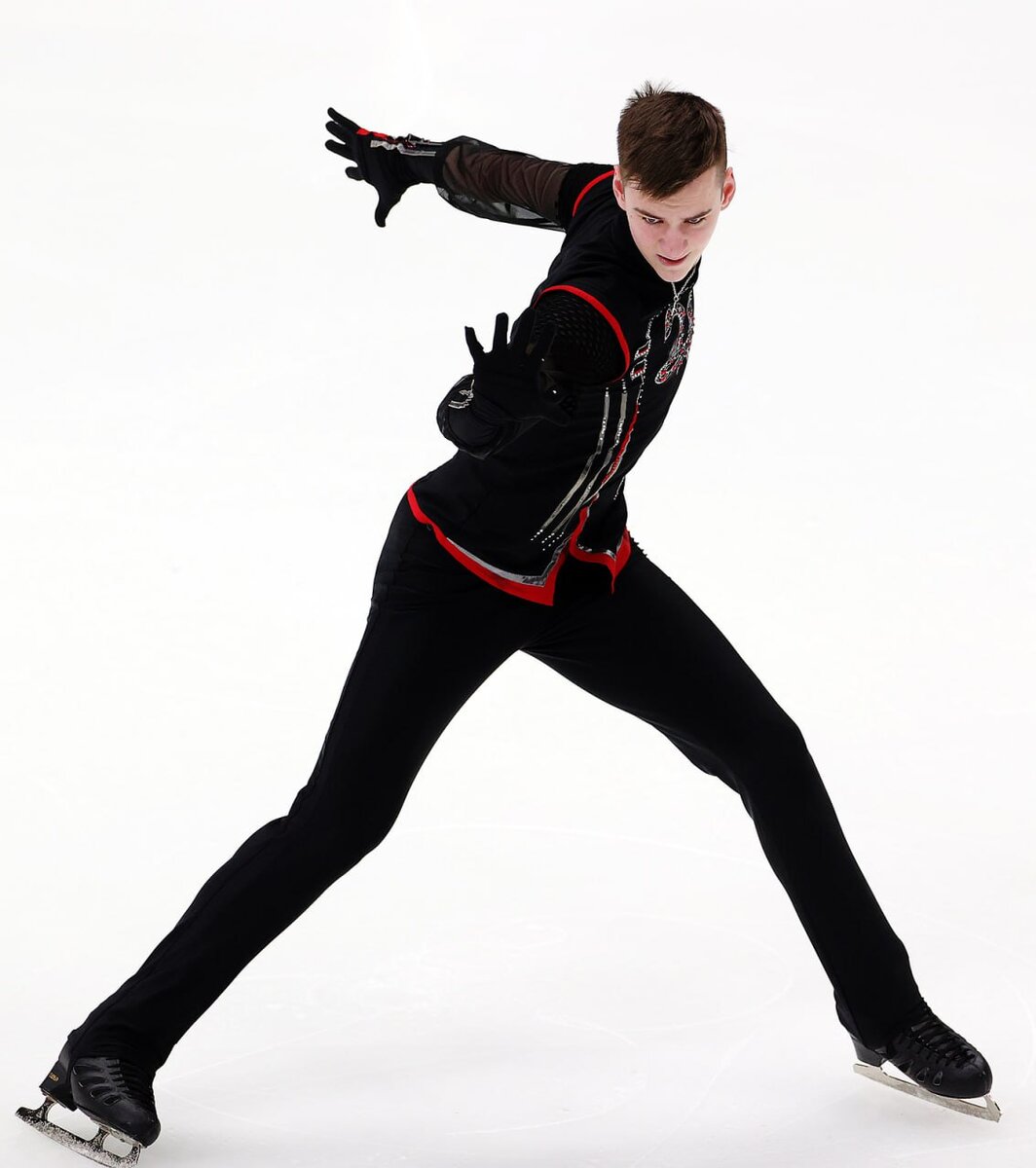 Ученица мишина фигуристка. Загитова фотосессия. Алина загитова фотосессия. Евгения тарасова владимир морозов ликвидация. Флутц фигурное катание.