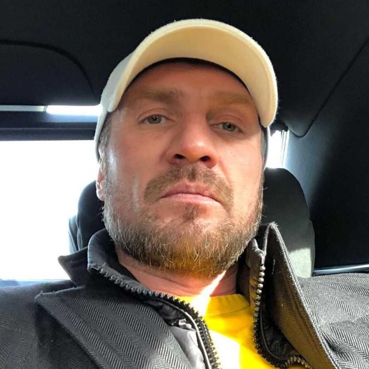    Роман Костомаров Социальные сети