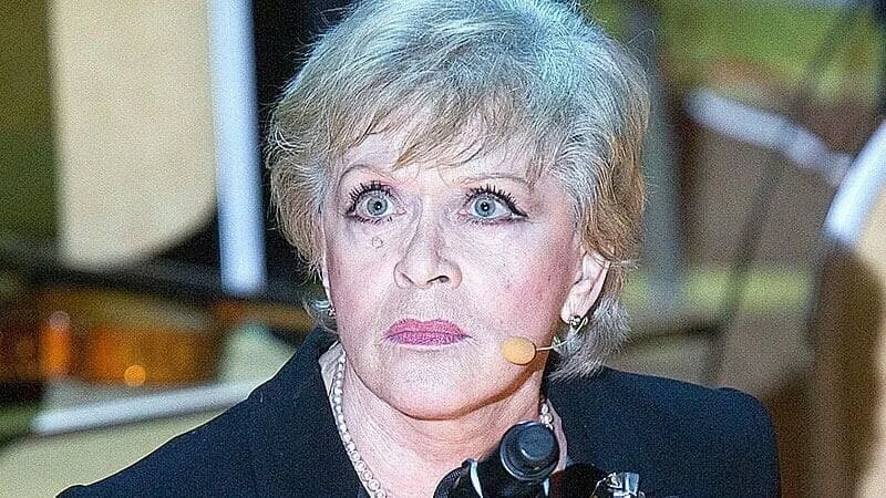 Алиса фрейндлих пластика. Алиса Фрейндлих 2021. Алиса Фрейндлих сейчас 2021. Алиса Фрейндлих 2022. Алиса Фрейндлих сейчас 2022