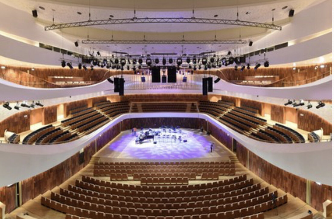 Фото концертного зала в Зарядье