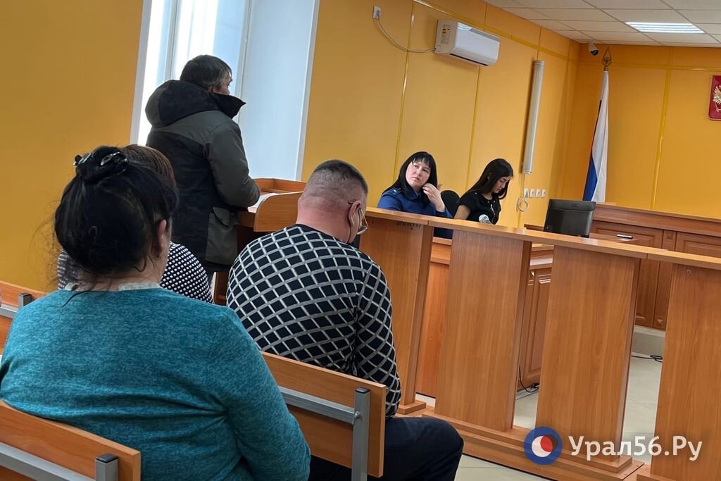    По 200 000 рублей запросили пострадавшие от суррогатного алкоголя в Крыловке в Орске