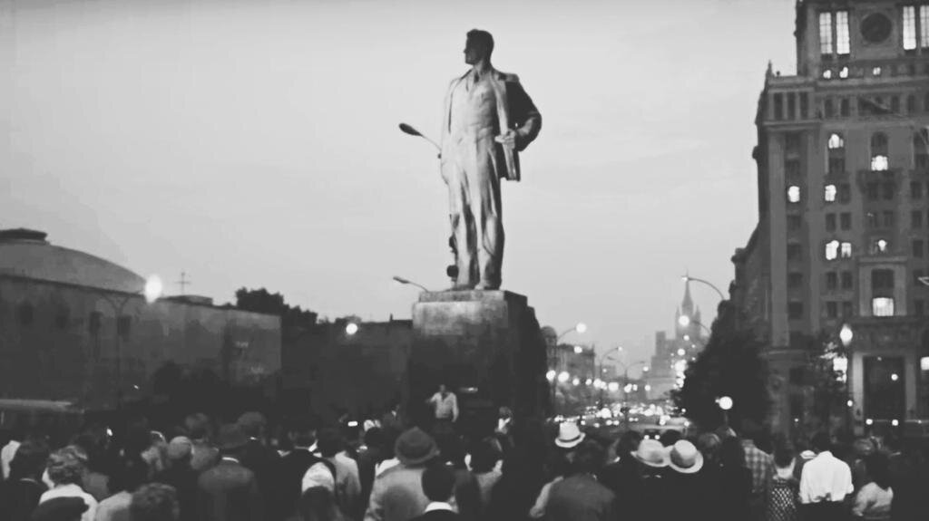 Кадр из фильма "Москва слезам не верит"