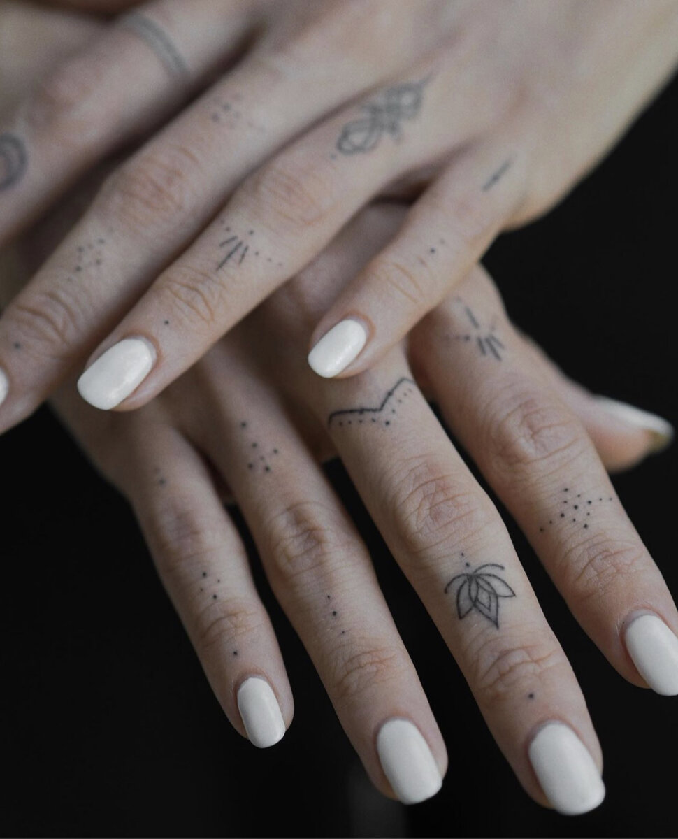 Татуировки, выполненные тату мастером Софией Стрельцовой