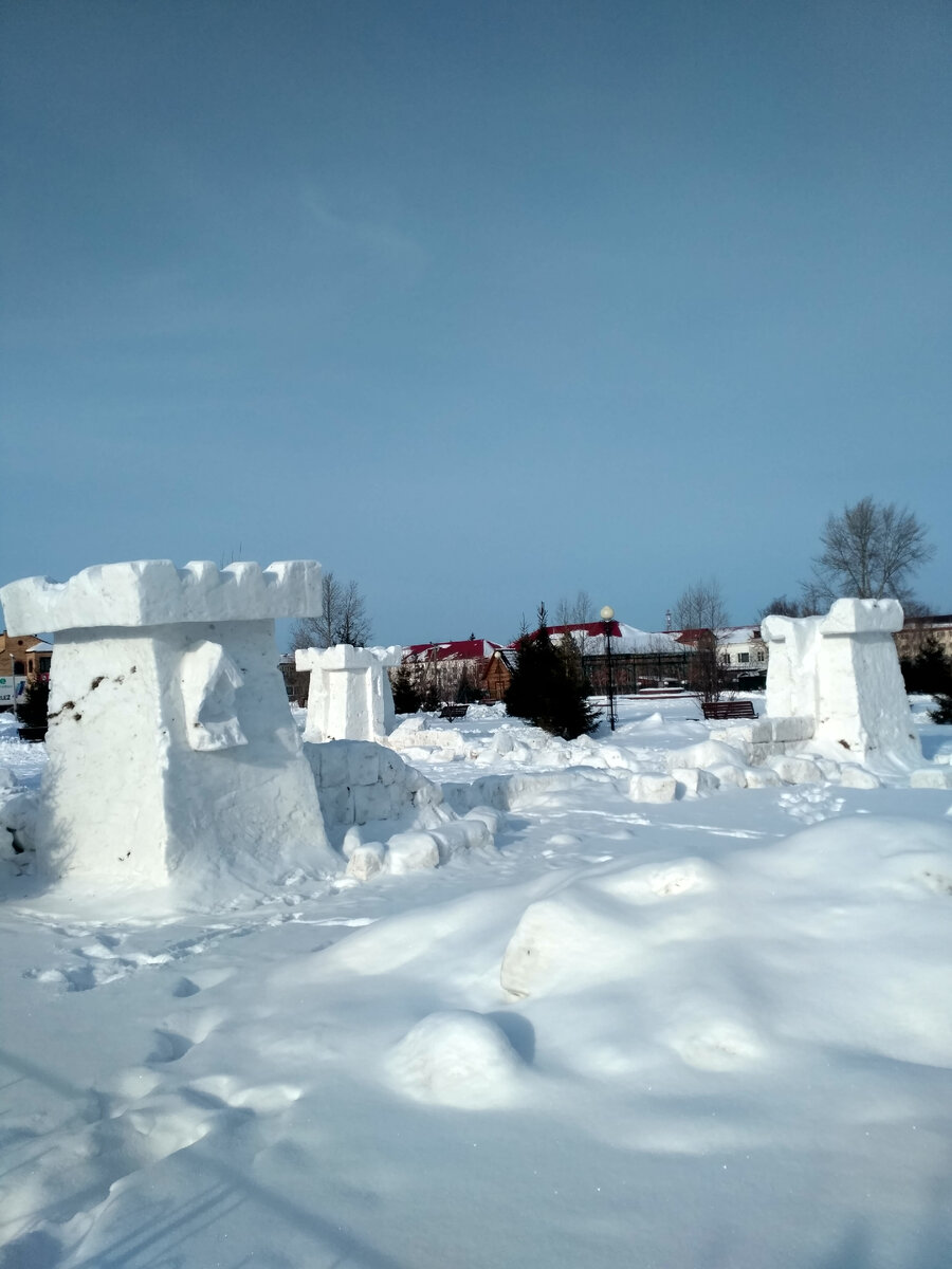 А всё-таки смена обстановки!