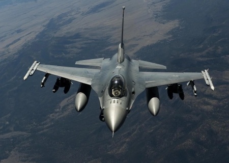    Западные партнёры определились с типом самолёта, который поставят Украине