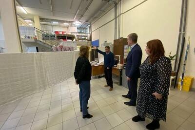    Депутат Мособлдумы от партии «Единая Россия» Дмитрий Дениско совместно с председателем Совета сторонников городского округа Люберцы Еленой Верховых в рамках партпроекта «Предпринимательство» посетили «Люберецкое УПП «Модуль» Всероссийского общества слепых © Сайт администрации г.о. Люберцы