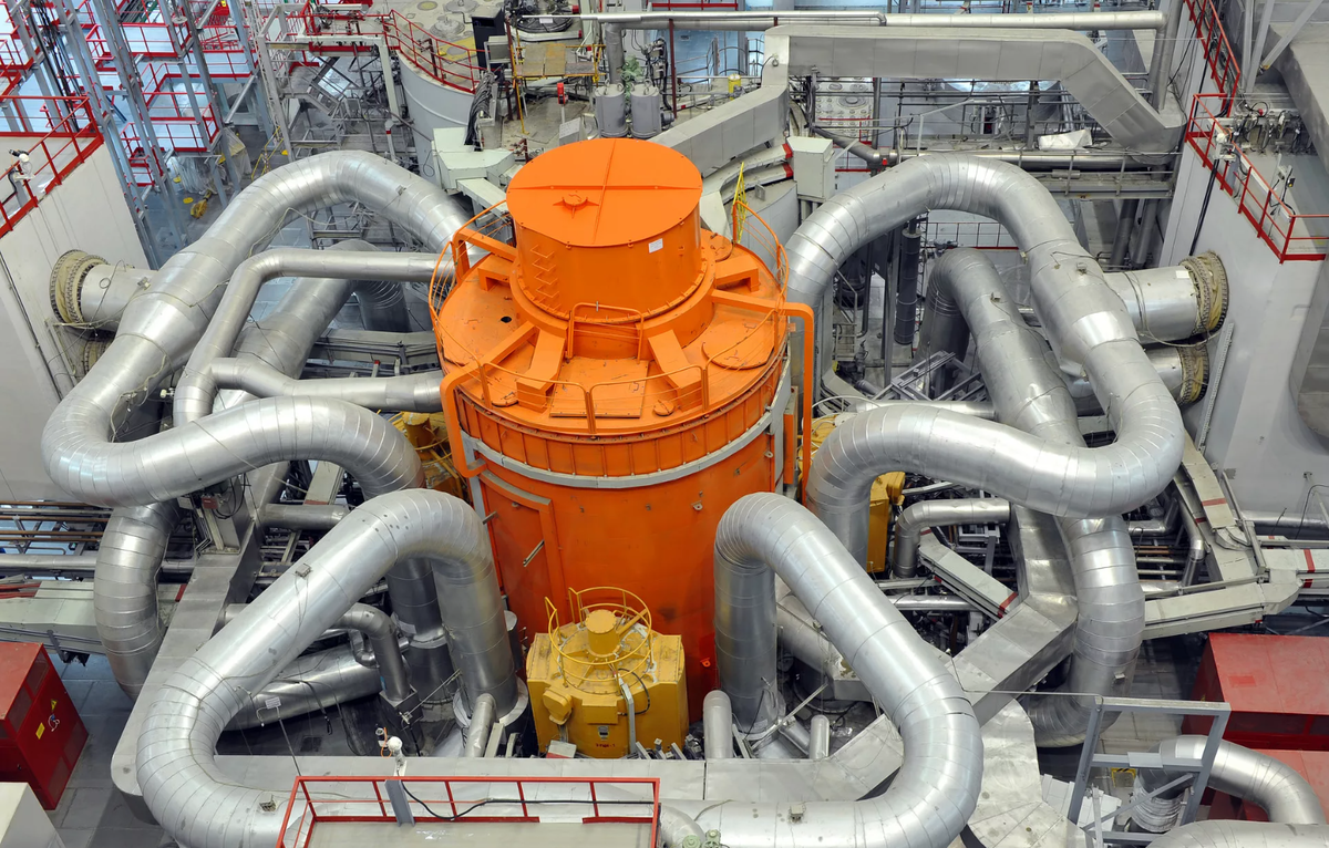 БН-800 (© fishki.net)