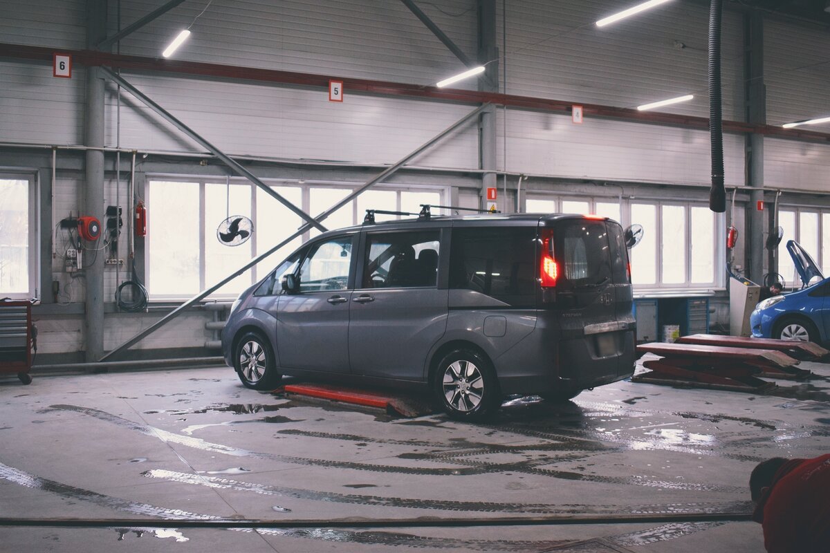 Honda Stepwgn  5 поколения