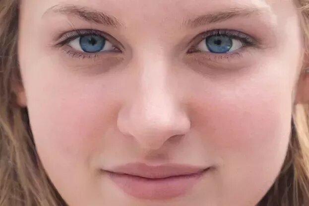     Нейросеть нарисовала несуществующих людей, которые выглядят реалистичнее настоящих снимков