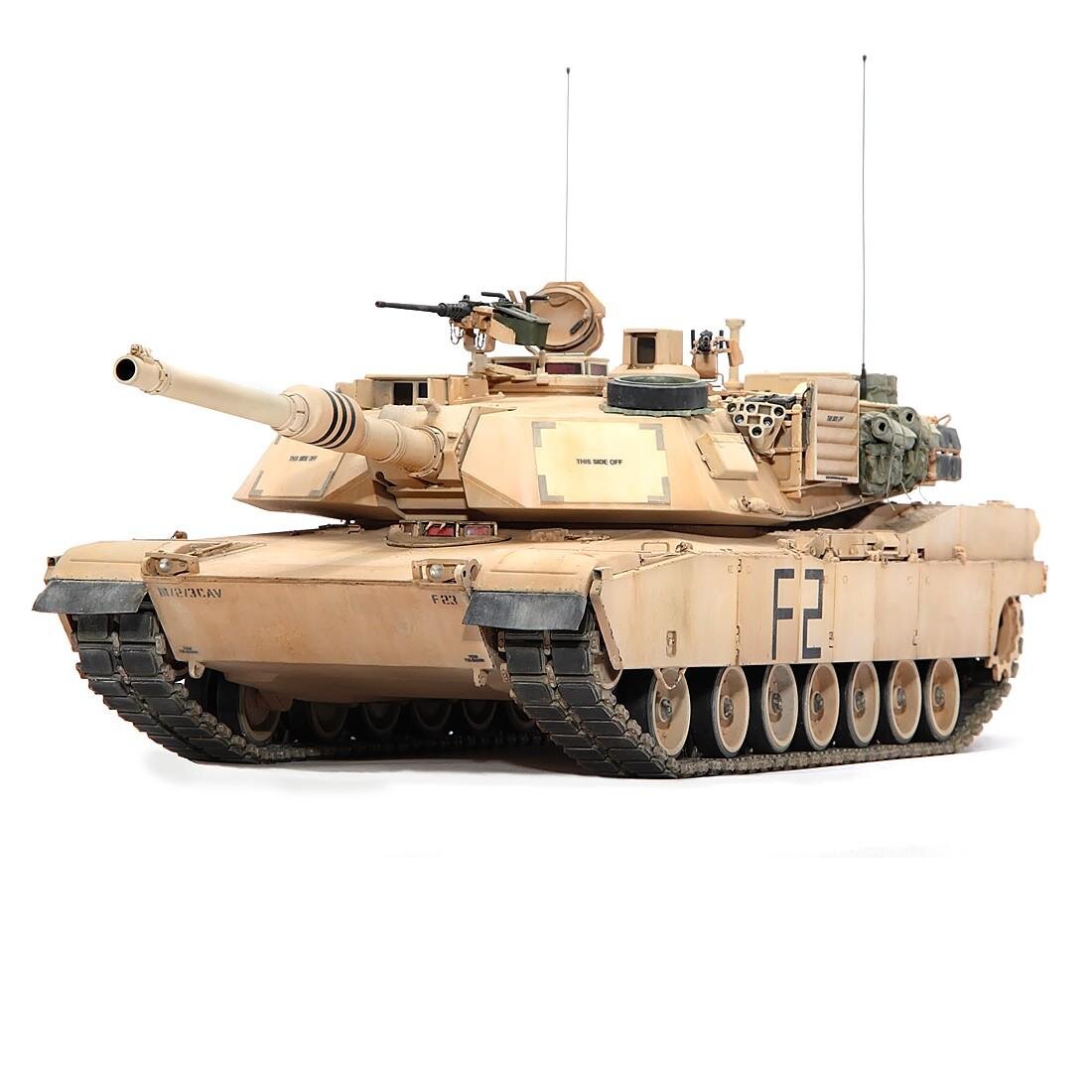 Сколько абрамс. Абрамс м1а2. Танк Абрамс м1а3. Танк Abrams m1a2. Танк Абрамс 2.