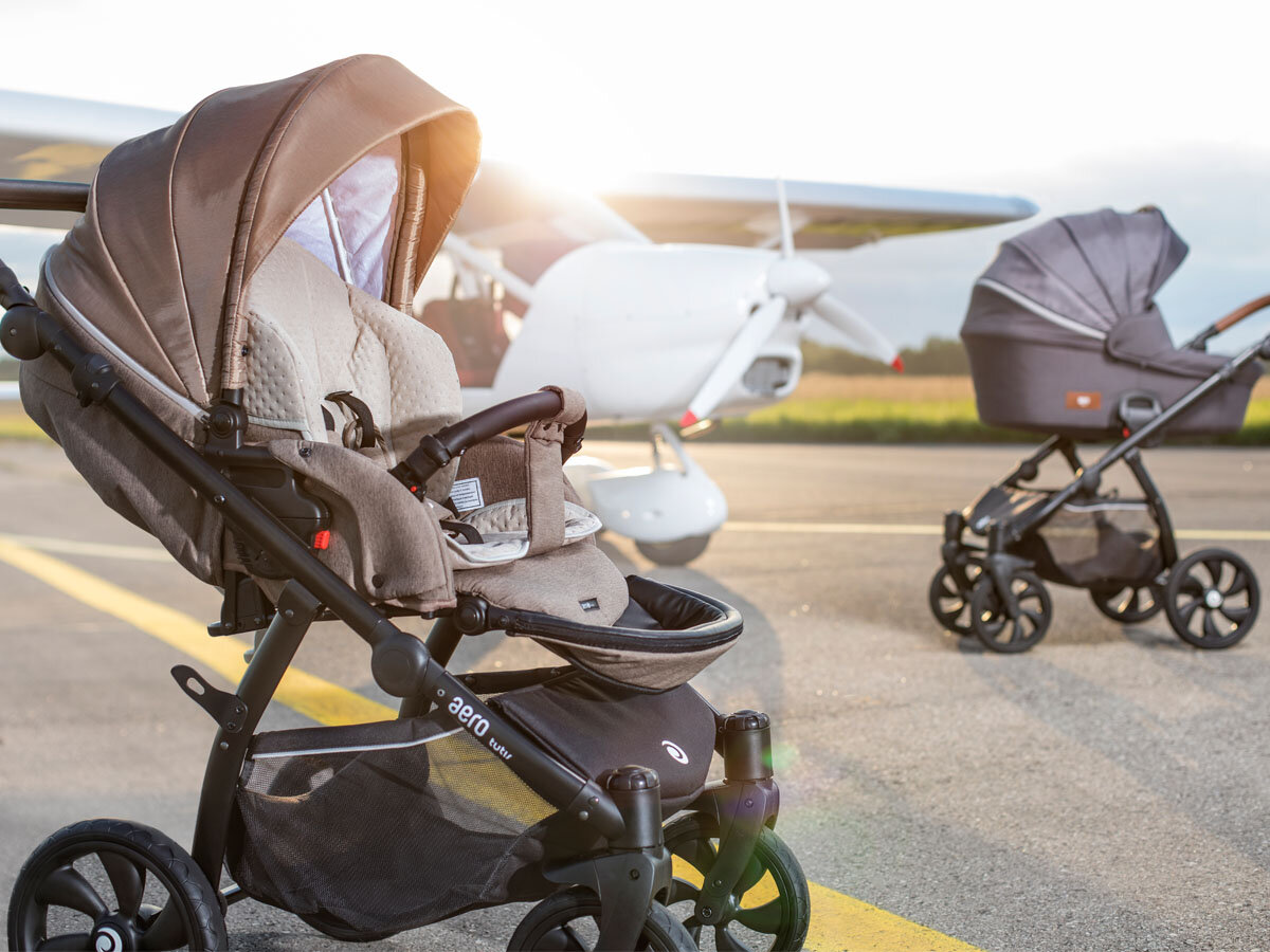 коляска для новорожденных тутис. коляска снолли фокус 3 в 1. коляска wiejar nicolla. коляска esperanza lotus sport eco 2 в 1. ребенок в коляске.