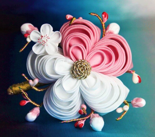 Поделки канзаши ( фото) - пошаговые мастер-классы по созданию цветов своими руками