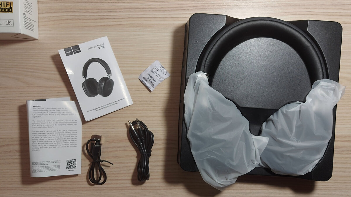 HOCO W35. Комплект поставки Bluetooth-гарнитуры