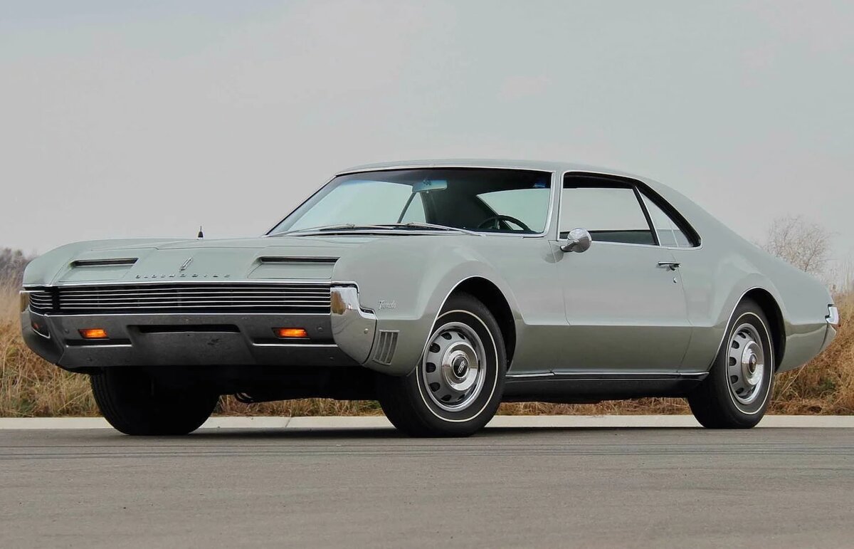 Oldsmobile Toronado 1966