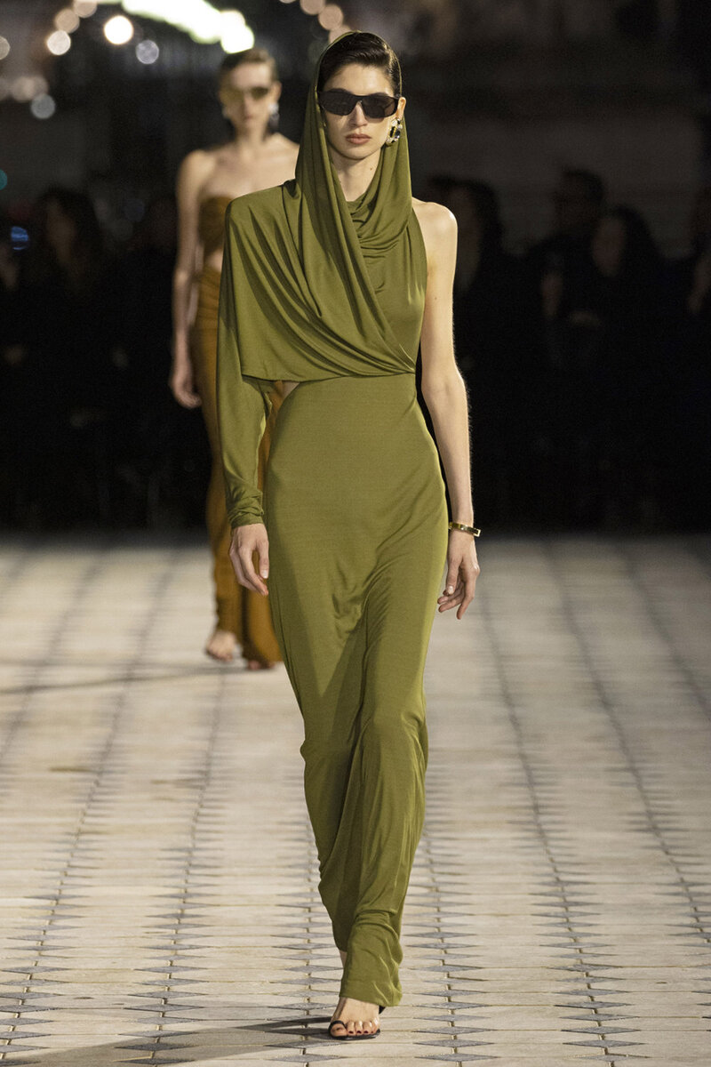    Saint Laurent весна-лето 2023LEGION-MEDIA