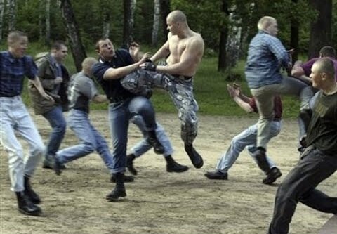 Толпа на толпу