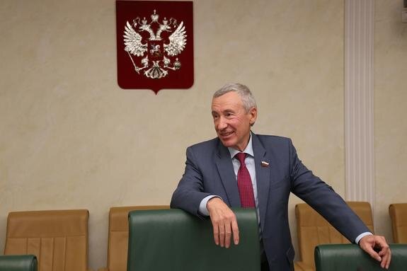    Сенатор Андрей Климов, Federation Council of Russia / globallookpress.com