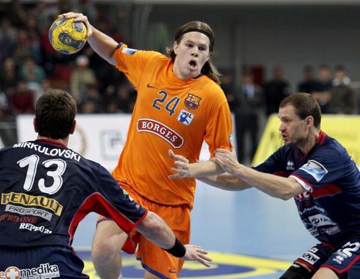 Величие народа вовсе не измеряется его численностью. Никто не сделал для величия россии больше чем меркатор. Гандбол. Размер величию. Бред величия.