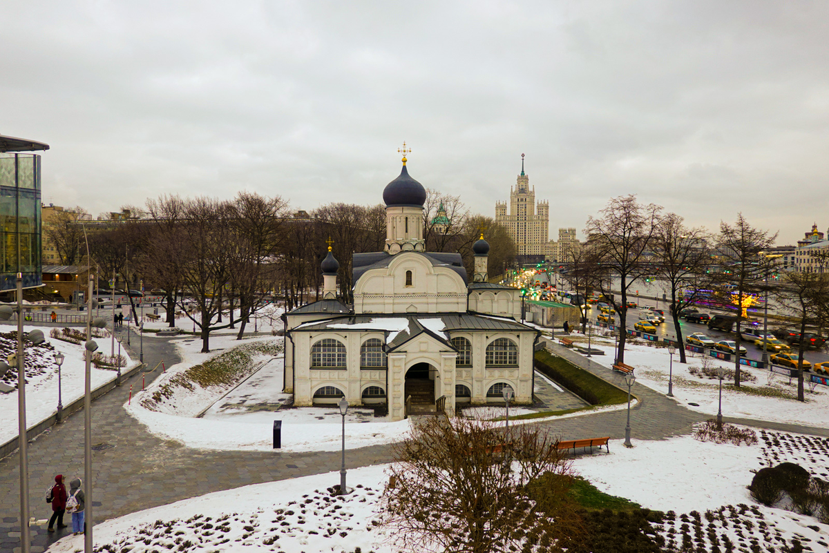 Парк "Зарядье". Церковь Зачатия Анны