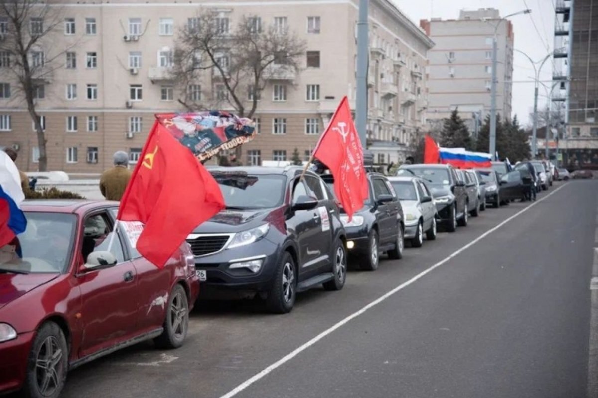    В Ростове прошел автопробег в честь 80-й годовщины освобождения города