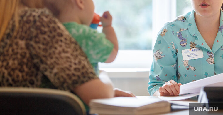    В Челябинской области поиск специалистов здравоохранения остается актуальным с 2019 года