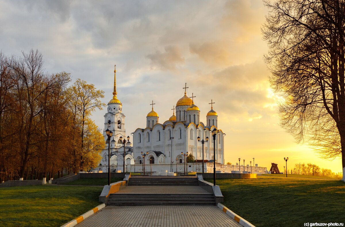 Город владимир успенский собор фото