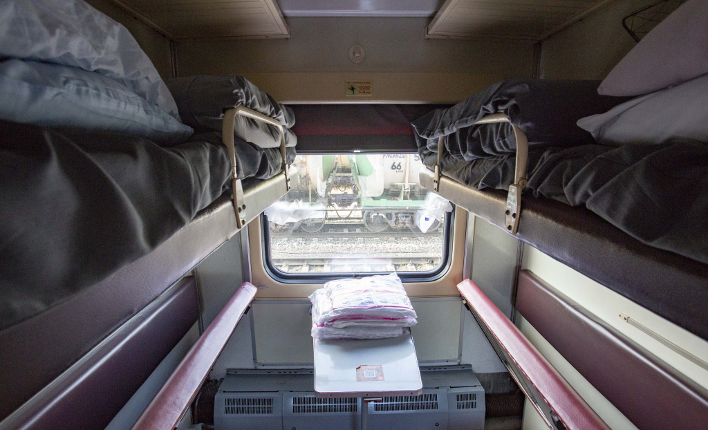    Житель Башкирии проведет в тюрьме 3 года за дебош в поезде под Нефтеюганском