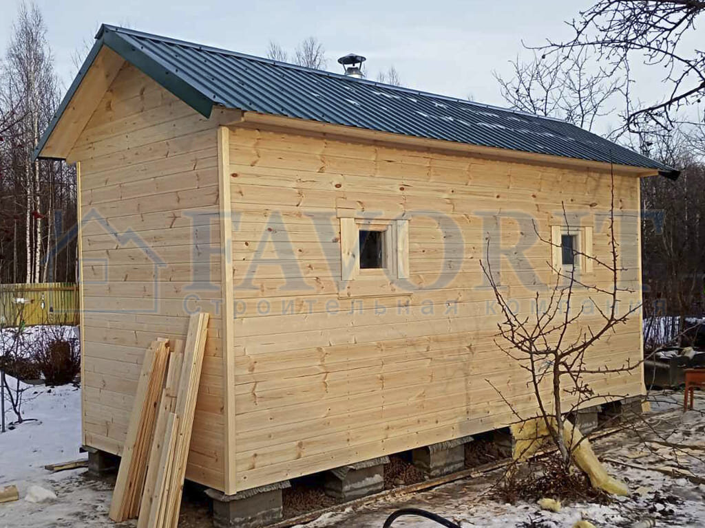 Мобильная баня 2х5. Построена компанией «Фаворит» в Нижегородской области.