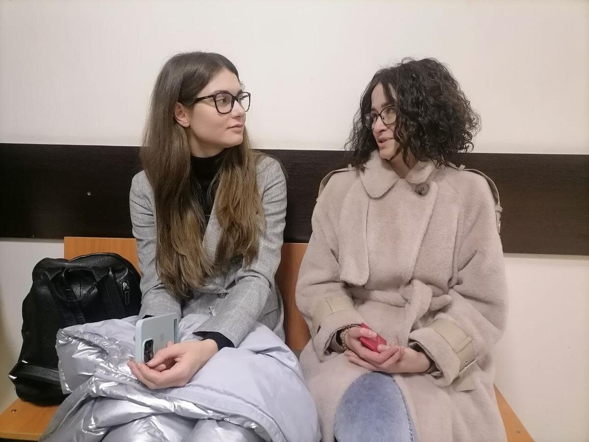 Адвокаты Яна Неповинова и Анастасия Пилипенко. Фото: Елена Михина / MR7