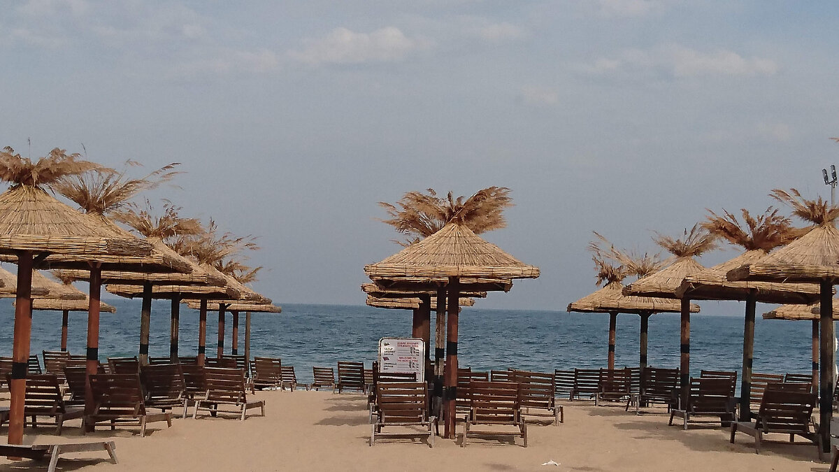 Майский пляж. Фотография из личного архива автора