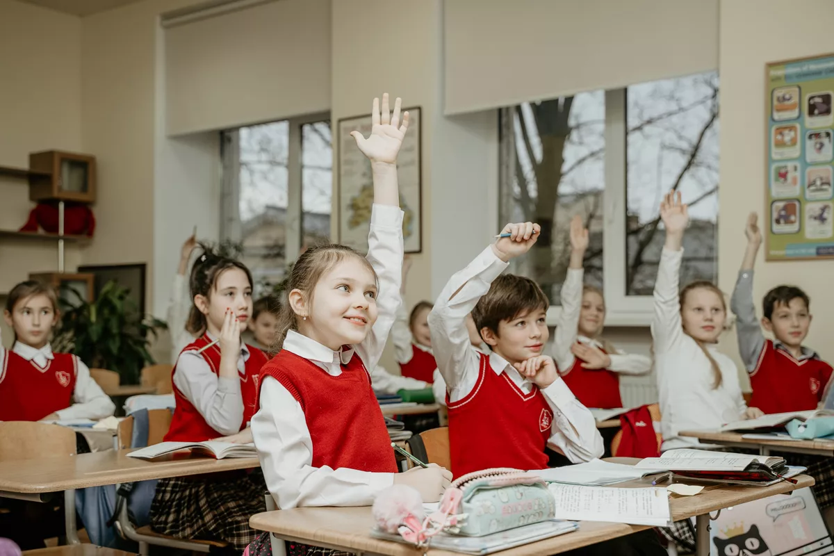 FAQ: Сколько лет дети учатся в английской школе? | Обучение за границей +  РФ Smapse | Дзен