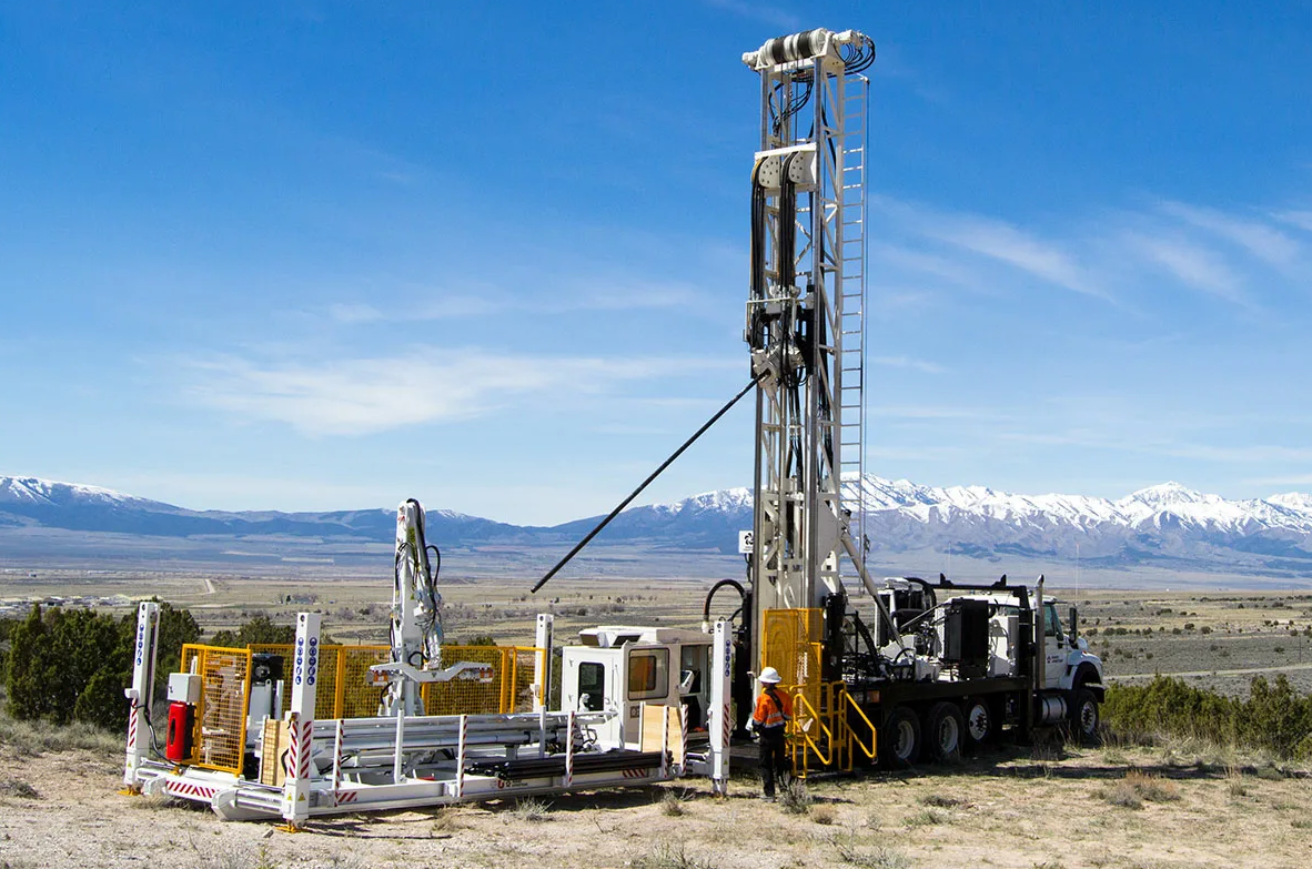 Буровые установки. Boart Longyear. Буровой станок ml-60 а drilling Rig. Борт Лонгир. Буровой станок колонкового бурения Boart Longyear.