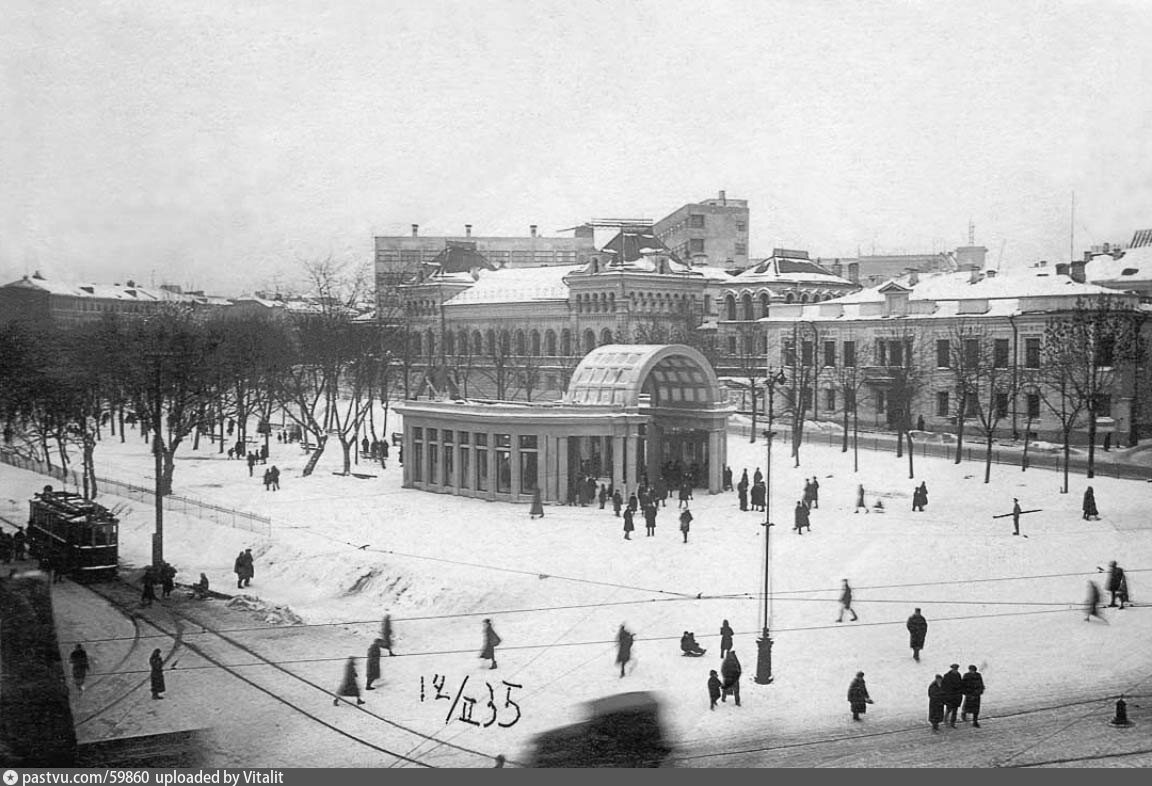 Гоголевский бульвар в Москве: почему раньше здесь никто не хотел гулять | О  Москве нескучно | Дзен