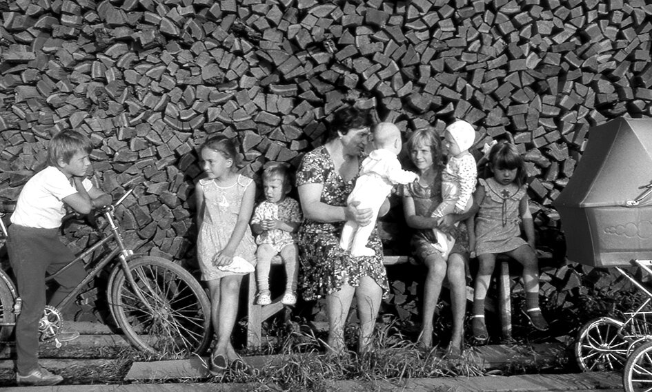 Вечерние посиделки.Фото Эдгара Брюханенко